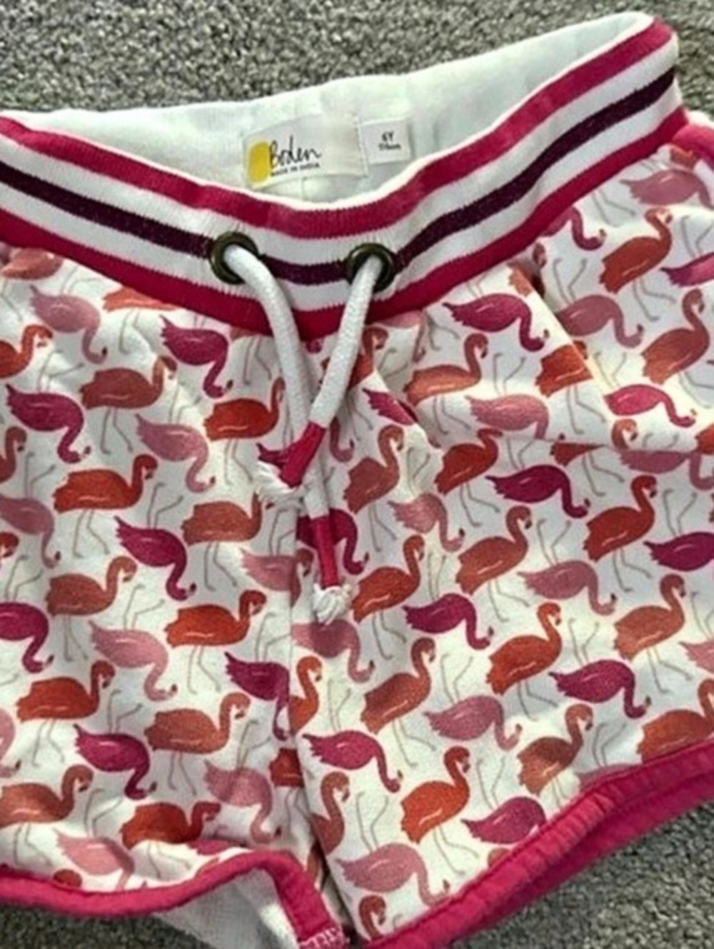Mini Boden Girls Flamingo Print Shorts Size 6 Like New